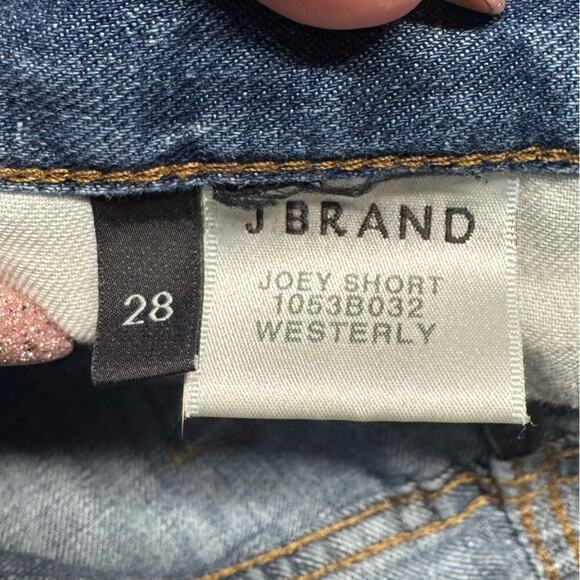 J Brand Joey Short in size 28 in Westerly - Picture 6 of 6